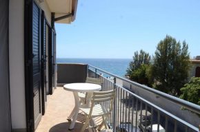 Santanna Beach House - Fondachello-apartments com Mascali